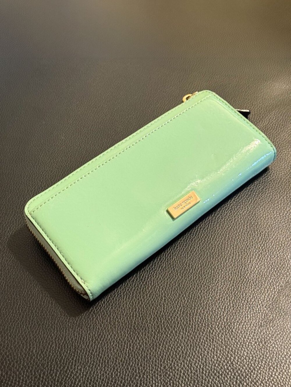NWT Kate Spade New York Mint Green Bow Patent Zip-Around Long Continental Wallet